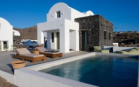Oia Kissiri - private pool villas